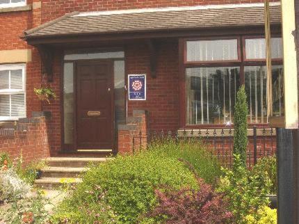 Highgrove Guest House Bolton Exterior photo